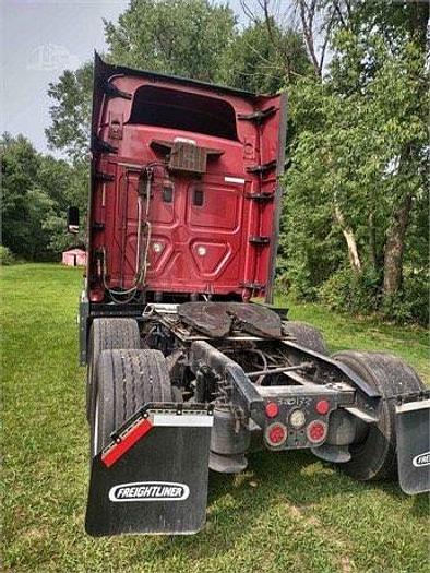 Used 2016 Freightliner Cascadia 125