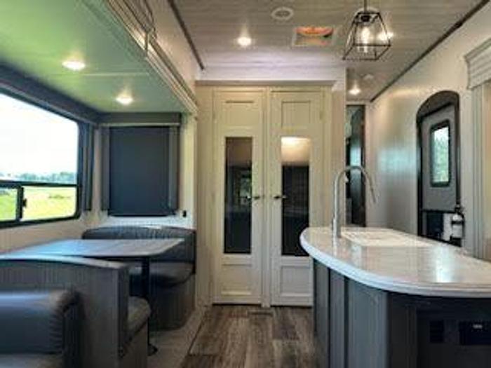 Used 2021 Keystone Cougar 364BHL