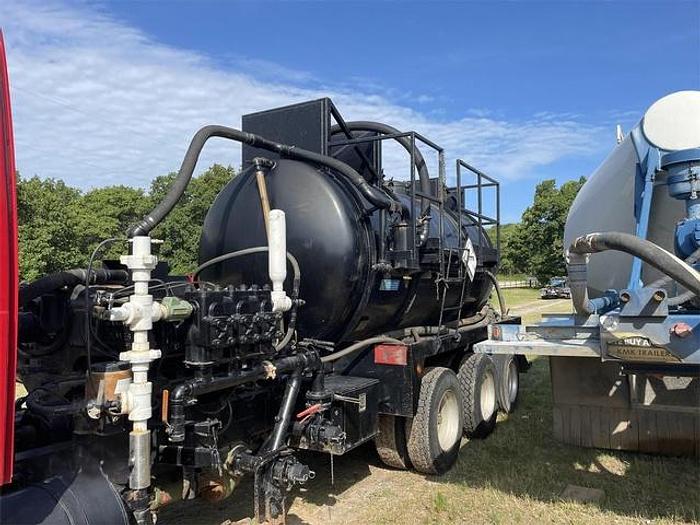 Used 2009 Volvo VHD64F430