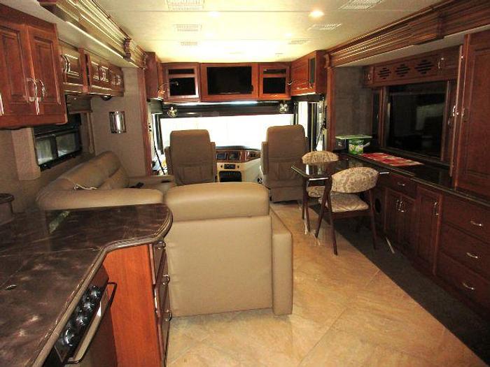 Used 2015 Fleetwood Discovery LXE 40E