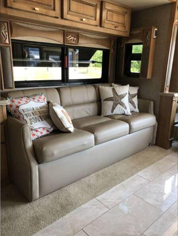 Used 2018 Tiffin Phaeton 40QBH Class A Motorhome