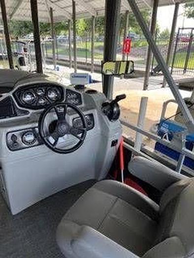Used 2021 Lowe SS210V 21FT Pontoon Boat