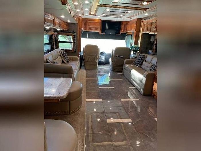 Used 2015 Newmar Mountain Aire 4553