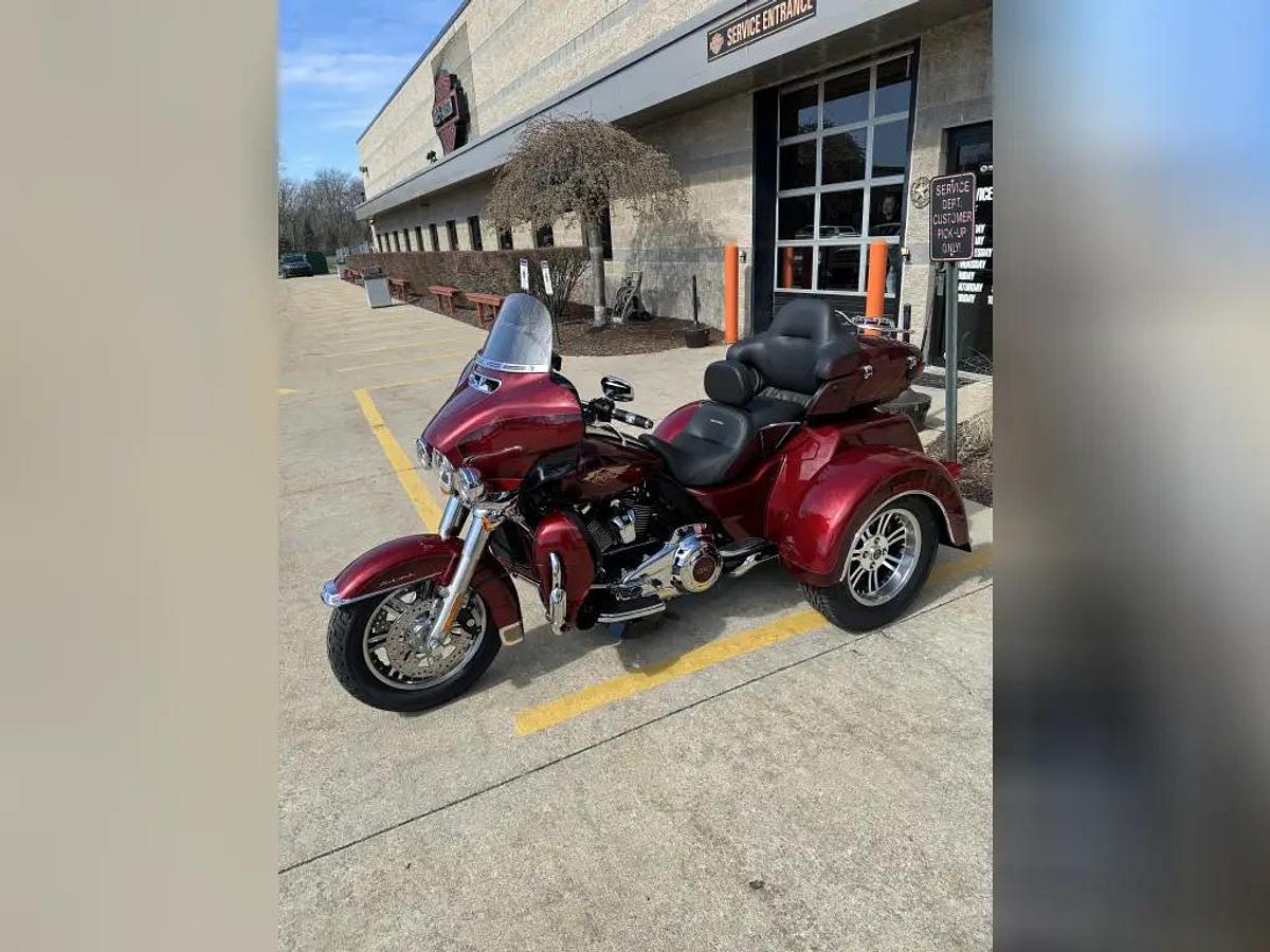 Used 2023 Harley-Davidson Tri Glide Ultra 120th Anniversary Edition