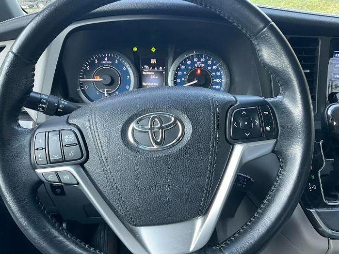 Used 2015 Toyota Sienna XLE