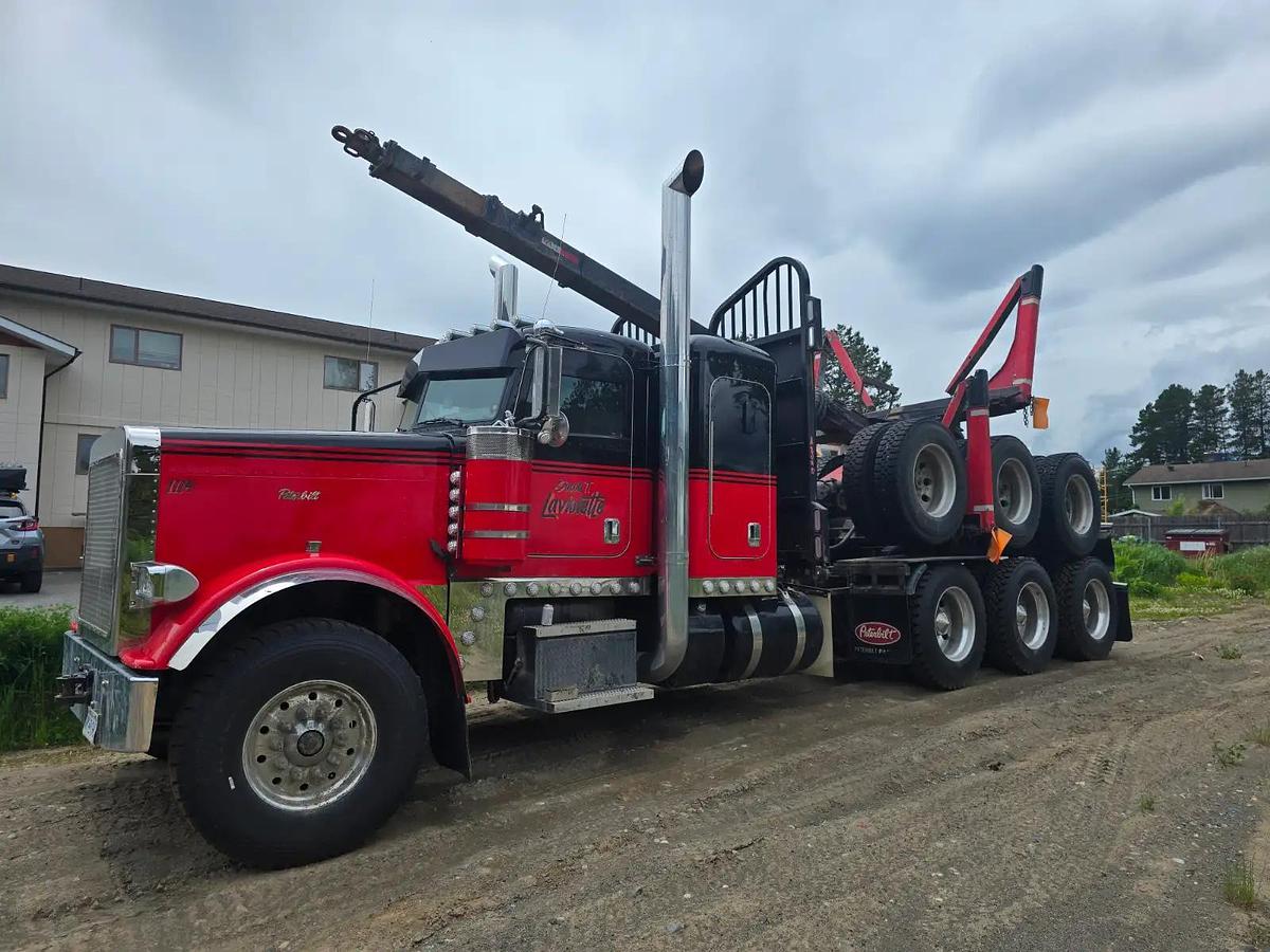 Used 2024 Peterbilt 389 Tri Drive