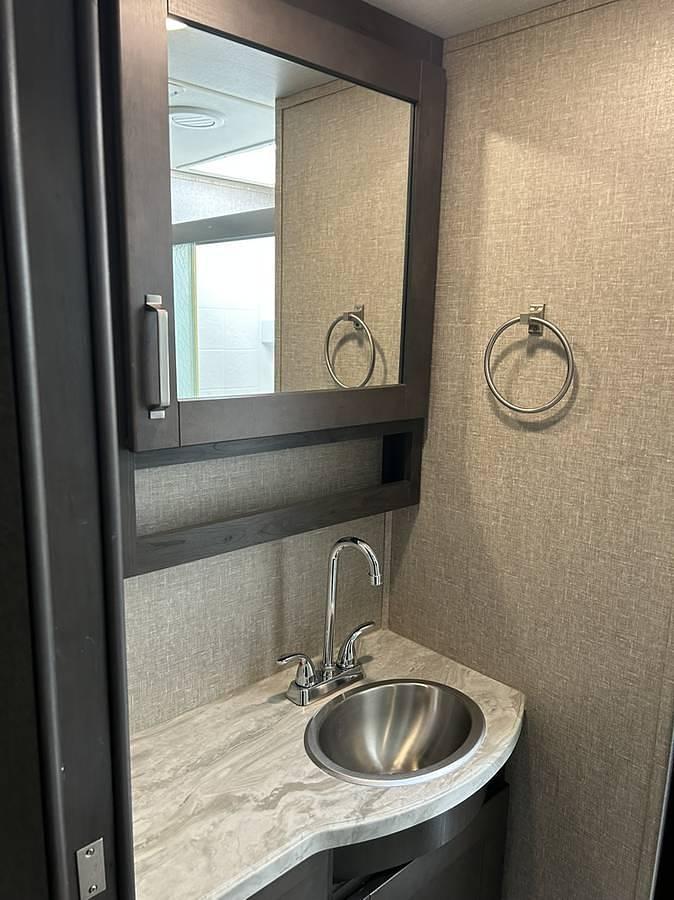 Used 2021 Grand Design Reflection 260RD