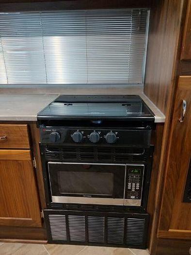 Used 2020 Winnebago Vita 24P