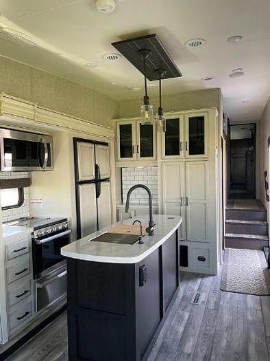 Used 2022 Jayco Eagle 355MBQS