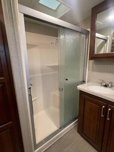 Used 2018 Keystone Alpine 3701FL