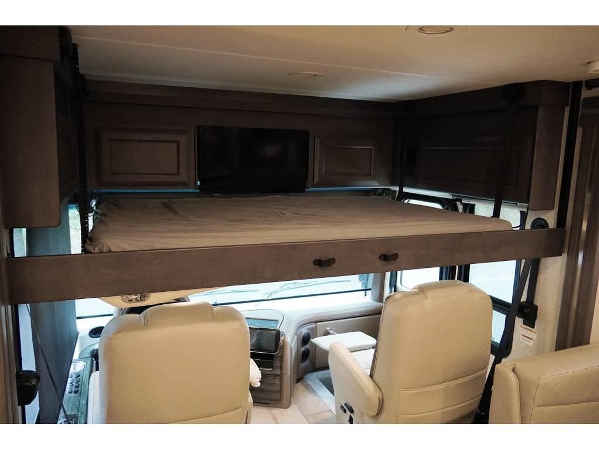 Used 2023 Thor Aria 4000