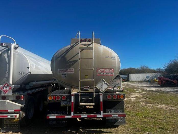 Used 2014 Young Stainless Aluminum Tanker
