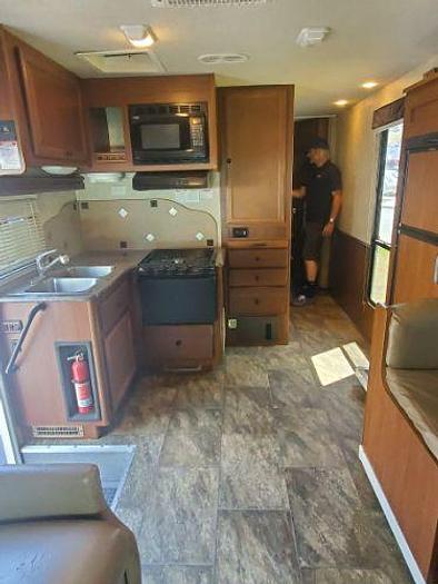 Used 2013 Fleetwood Jamboree Searcher M31