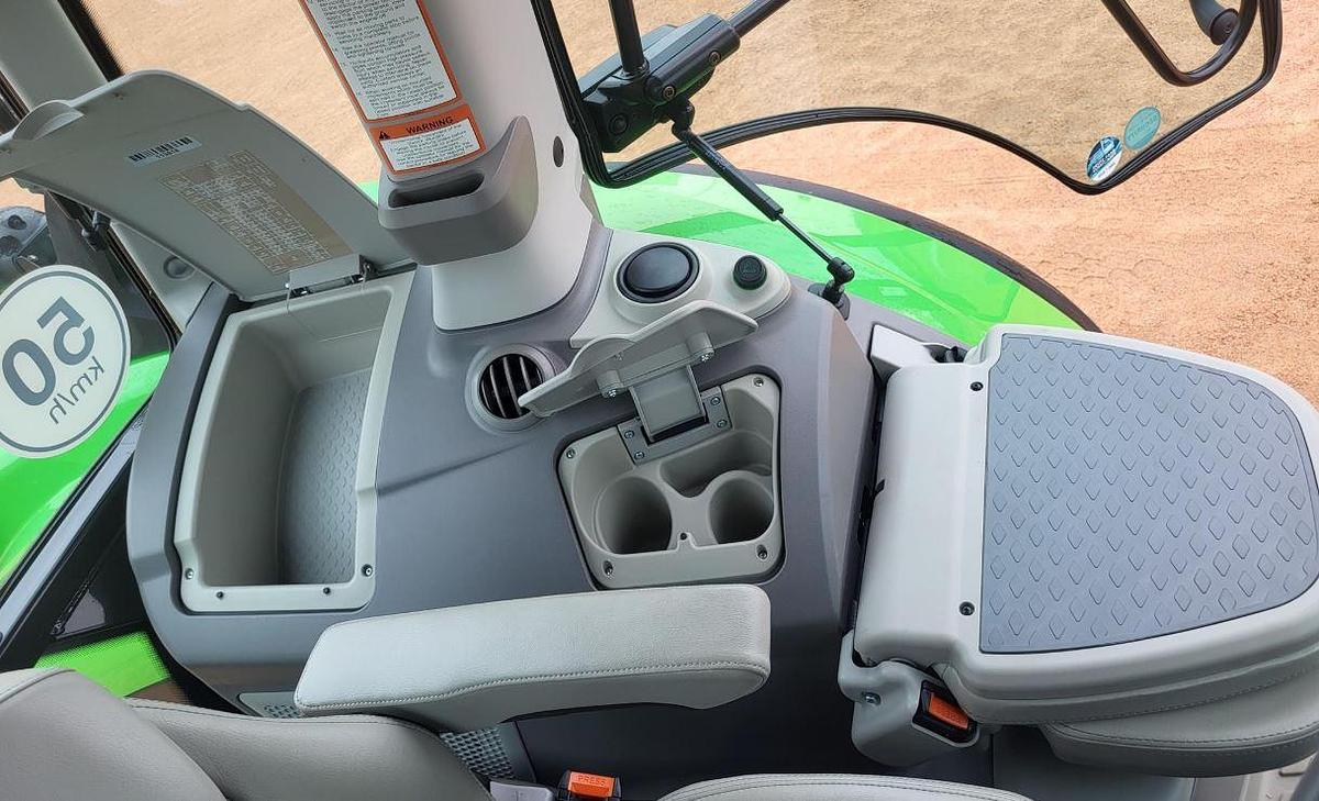 Used 2023 DEUTZ FAHR AGROTRON 6215 Tractor