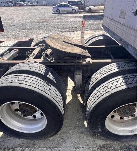 Used 2012 Freightliner Columbia 120