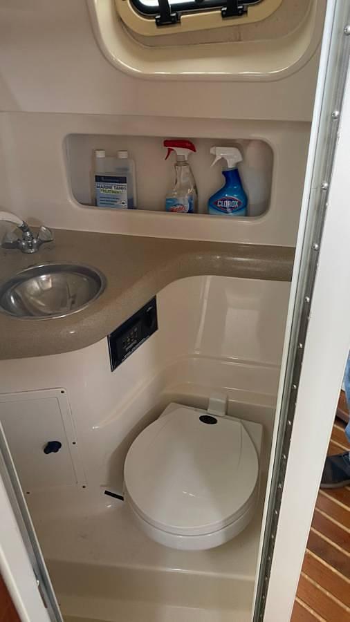 Used 2001 Pursuit 3000 Express