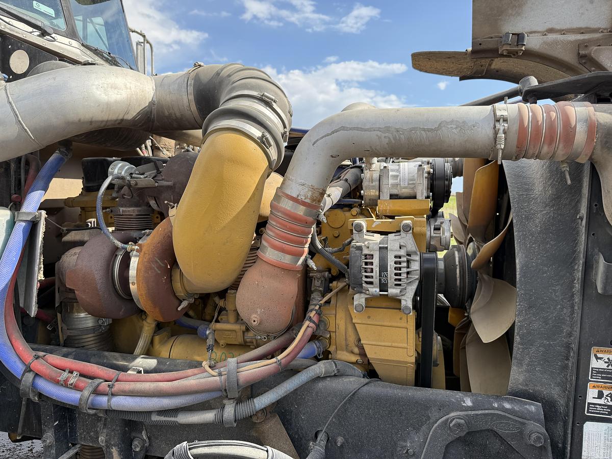 Used 2004 Peterbilt 379