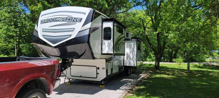 Used 2021 Coachmen Brookstone 398MBL