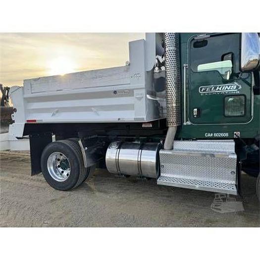 Used 2015 KENWORTH T800 Dump Truck