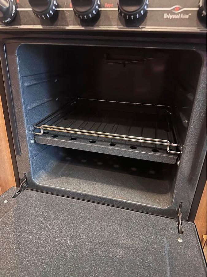 Used 2017 Thor Motor Coach Hurricane