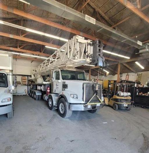 Used 2022 Load King Stinger 80-160 Mounted on a 2022 Freightliner 122SD