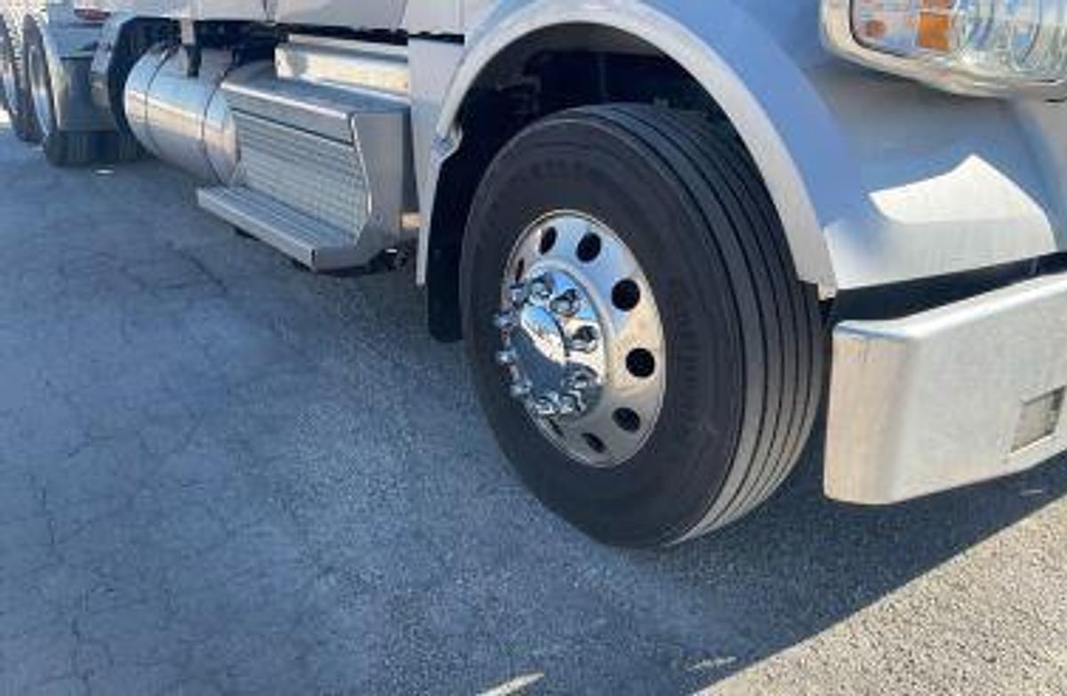 Used 2023 Peterbilt 567