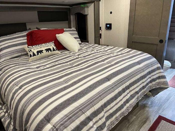 Used 2021 RiverStone Legacy 39RKFB