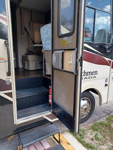 Used 2019 Coachmen Mirada 35OS