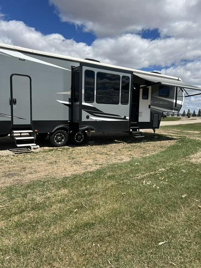 Used 2021 Keystone Carbon 358 Toy Hauler