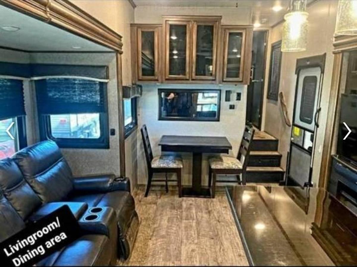 Used 2019 Jayco Eagle 319MLOK Fifth Wheel