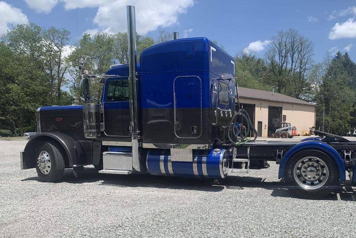 Used 2019 PETERBILT 389