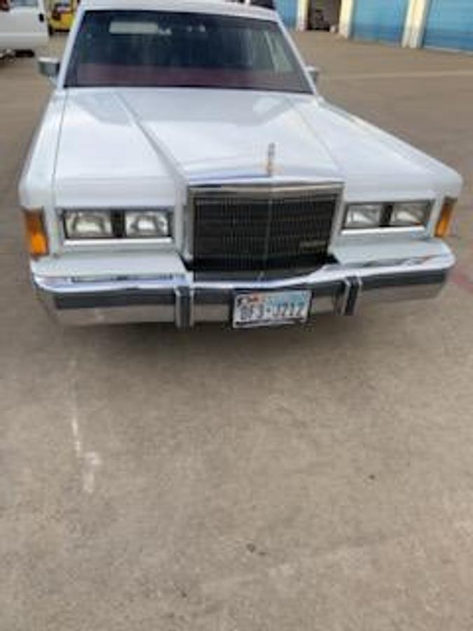 Used 1989 Lincoln Town Car Presidential Package