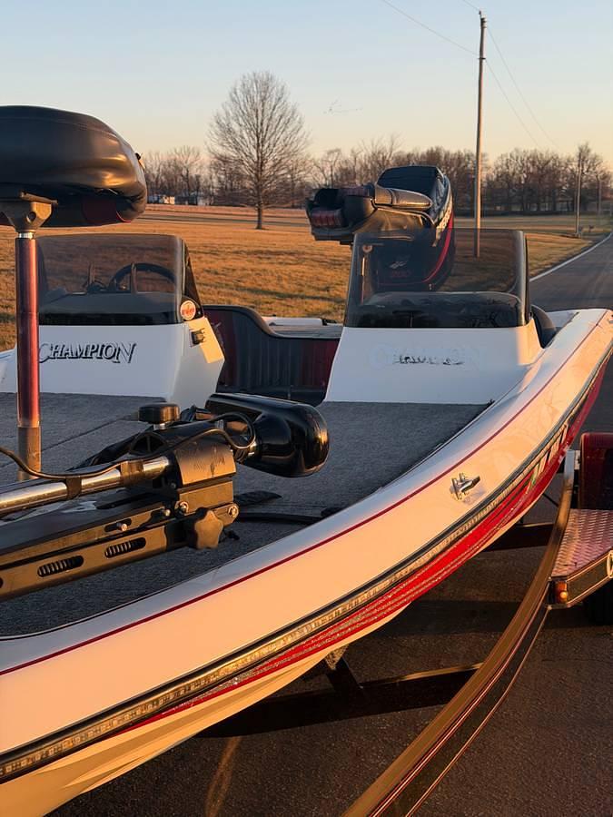 Used 1994 Champion Elite 191