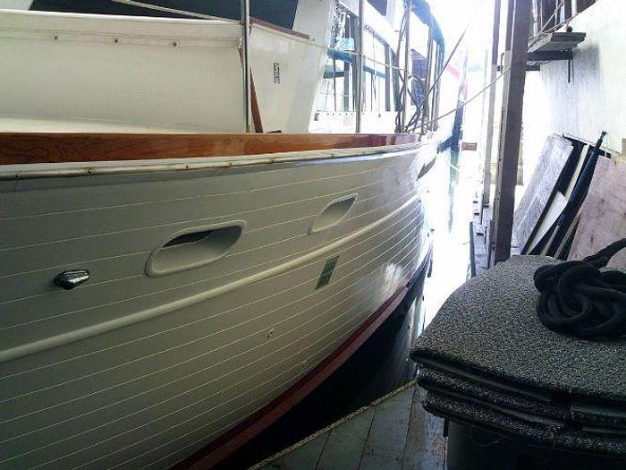 Used 1996 Pacemaker Flybridge 53