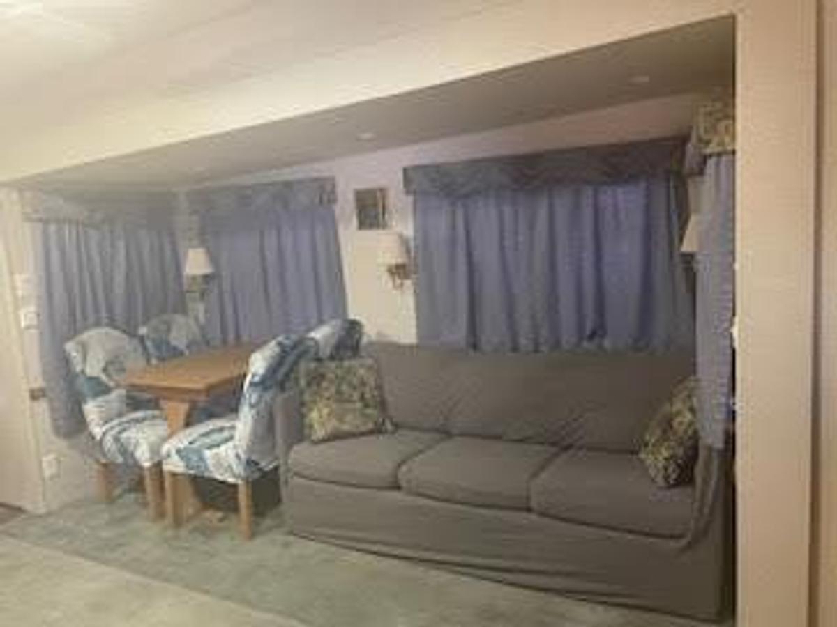 Used 2001 Newmar Mountain Aire 34RDCK Fifth Wheel