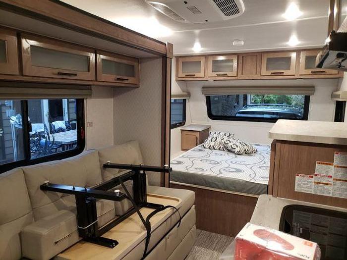 Used 2022 Forest River No Boundaries NB 19.5