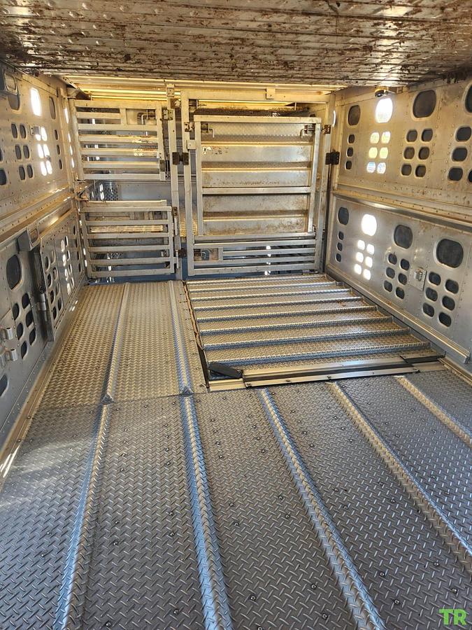 Used 2016 Wilson Cattle Trailer