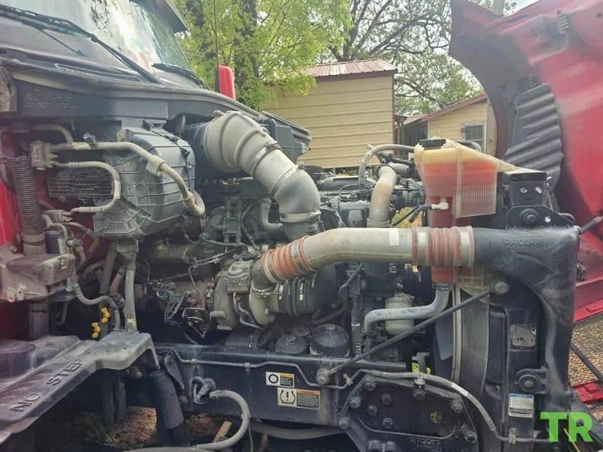 Used 2020 Kenworth T680 Sleeper Truck