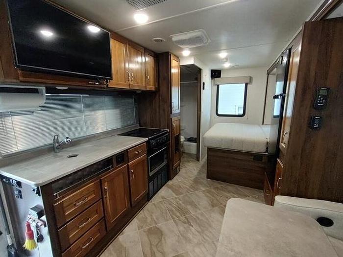 Used 2020 Winnebago Vita 24P