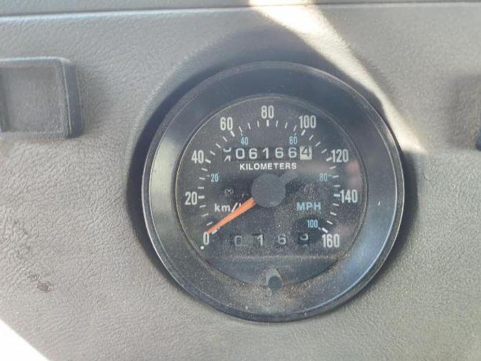 Used 1997 Mack RD688ES with a National 800C Crane