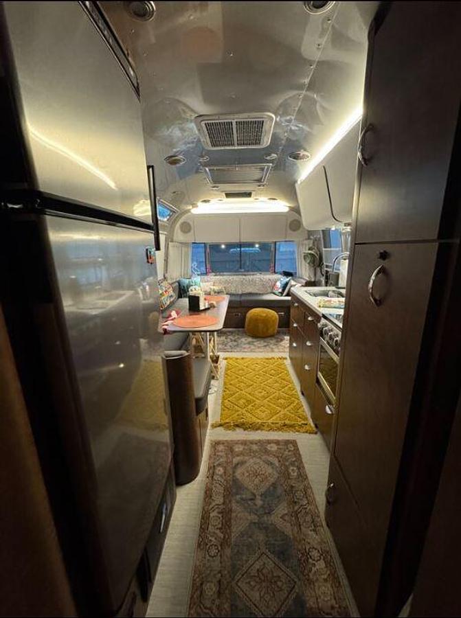 Used 2024 Airstream Globetrotter 30RB Twin