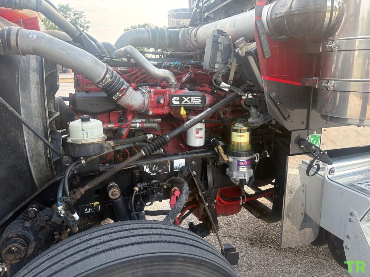 Used 2019 Kenworth W900L