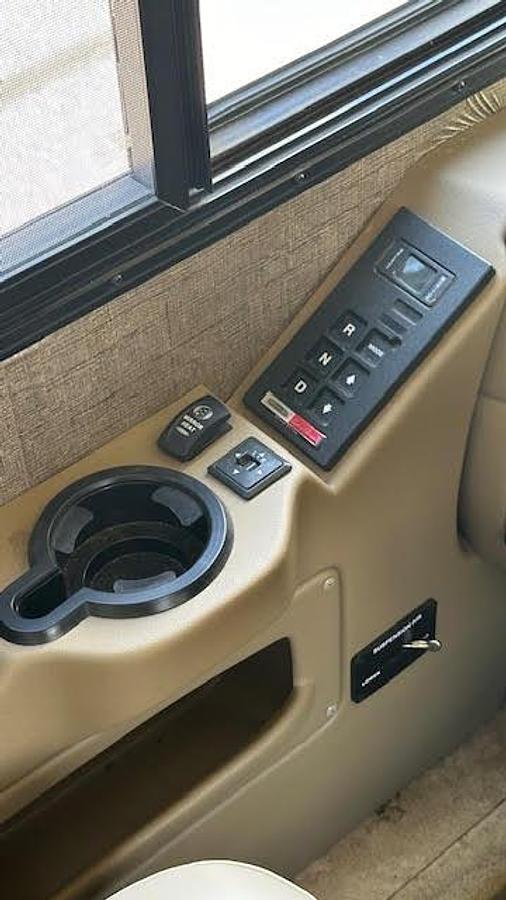 Used 2017 Thor Motor Coach Palazzo 36.1 Class A Motorhome