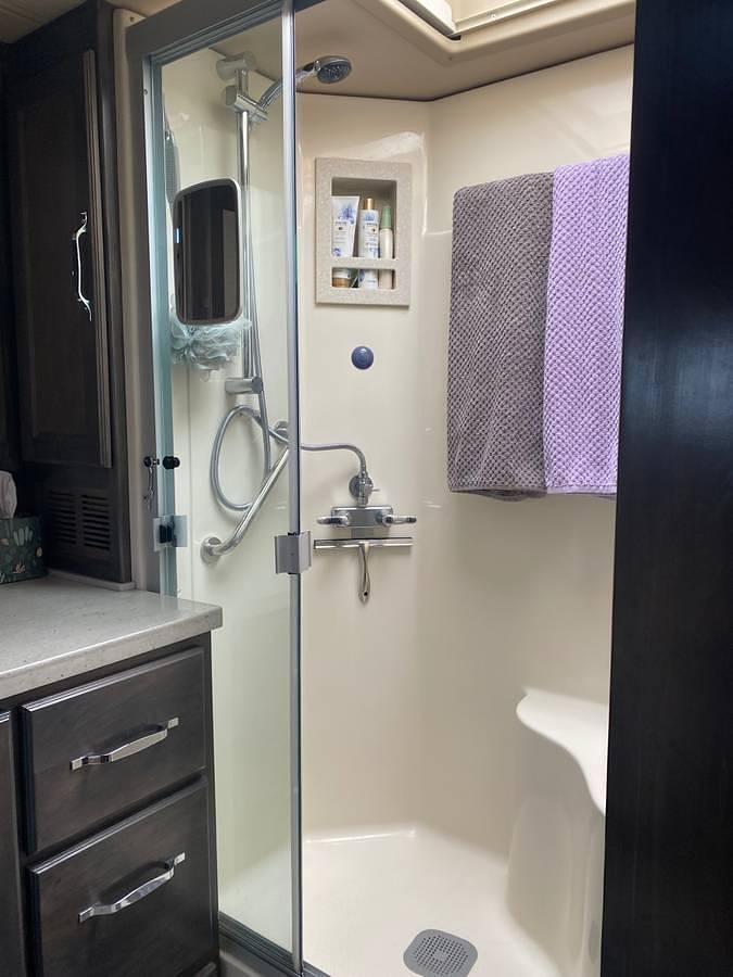 Used 2022 Tiffin Allegro Red 360BA