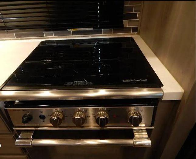 Used 2021 Keystone Montana 3761FL