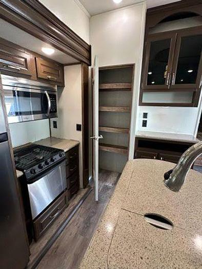 Used 2019 Keystone Laredo 298SRL