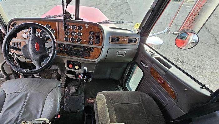 Used 2009 Peterbilt 389