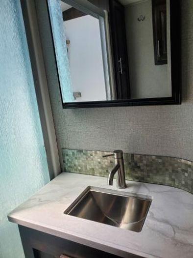 Used 2019 Jayco North Point 387RDFS