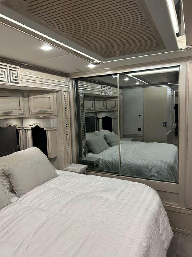 Used 2023 Newmar Ventana 3407