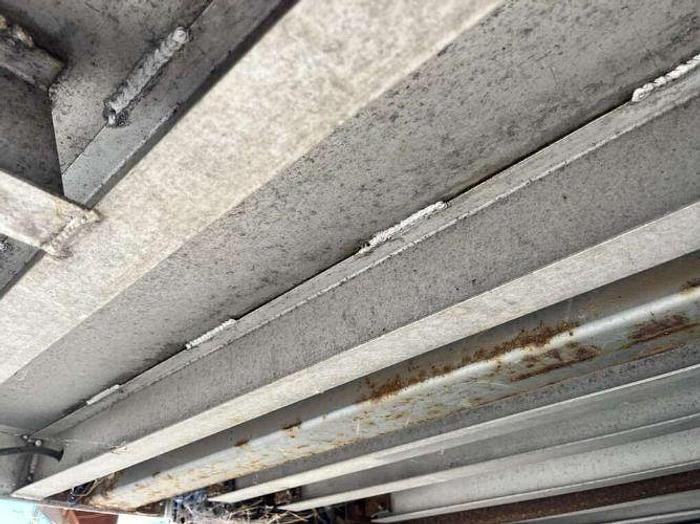 Used 2005 4 Star 3 HORSE